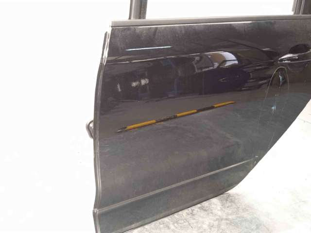 PEUGEOT 9006R9 Puerta trasera izquierda comprar Tarragona