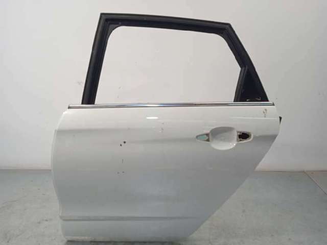 9006R9 PEUGEOT Puerta trasera izquierda  disponible Vigo