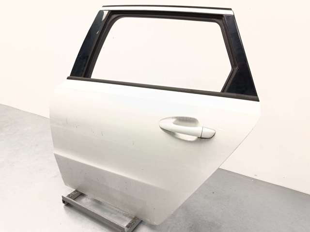 9006S7 Puerta trasera izquierda comprar Sevilla