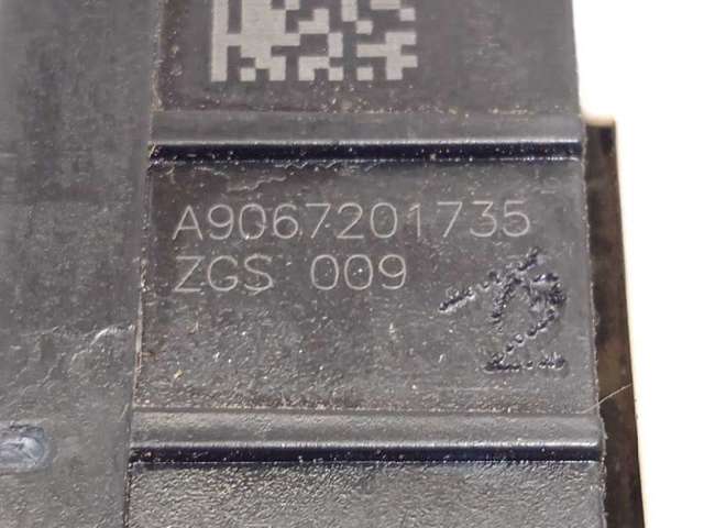 9067201735 Mercedes