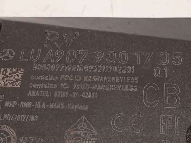 9079001705 Mercedes