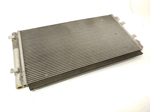 921000294R Condensador de aire acondicionado  disponible Málaga