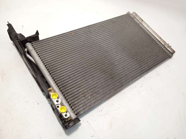 9229021 BMW Condensador de aire acondicionado  comprar en Jaén