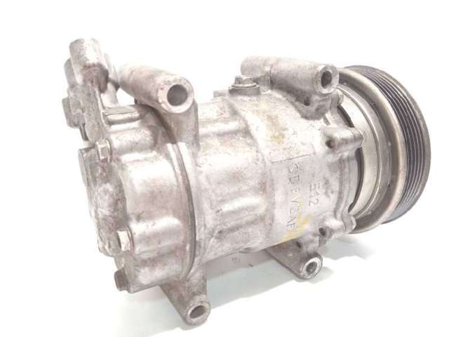 92600AZ74A NISSAN Compresor de aire acondicionado  disponible Ourense