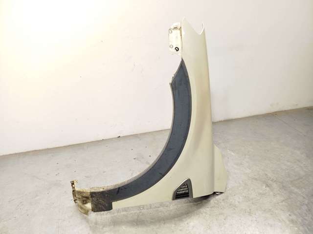 Aleta delantera izquierda 96624392 GM