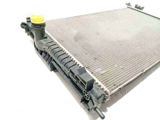 9675747980 Radiador de refrigeración del motor  disponible Burgos