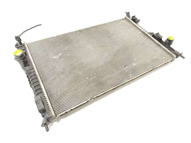 9675747980 Radiador de refrigeración del motor  disponible Burgos