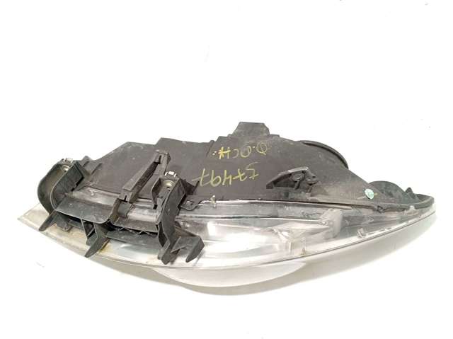 PEUGEOT 9681832280 Faro derecho  en stock Terrassa