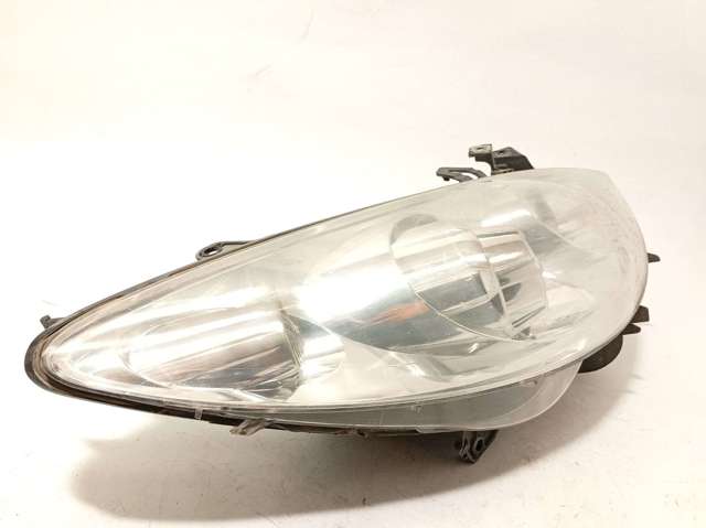 PEUGEOT 9681832280 Faro derecho comprar Barcelona