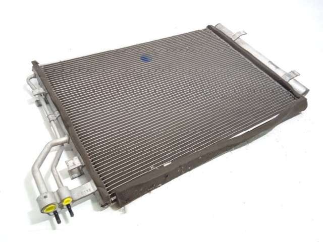 Condensador de aire acondicionado 976061P000 HYUNDAI