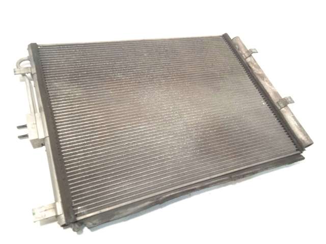 97606A5800 Condensador aire acondicionado  en stock Sabadell