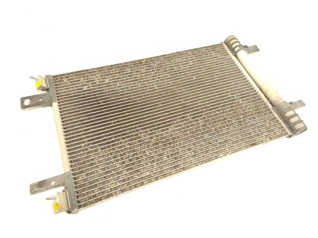 Comprar Condensador de aire acondicionado Vivaro  K0