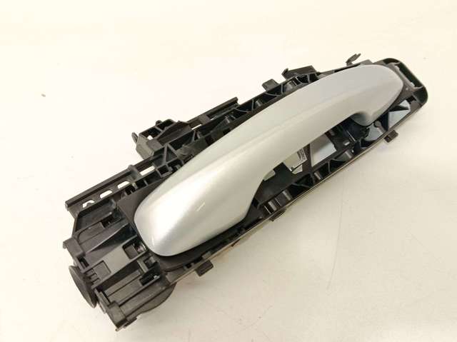 A09976015599775 Mercedes