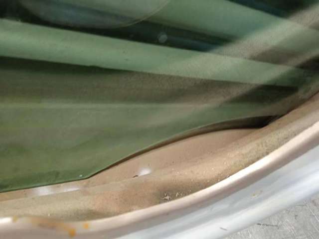 A1647200205 Puerta delantera derecha  comprar en Pontevedra