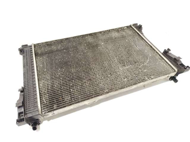 Radiador del motor A2045000303 MERCEDES