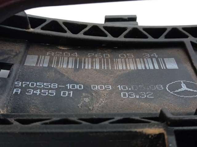 A2047600534 MERCEDES Soporte de manija exterior de puerta delantera izquierda  comprar en Oviedo