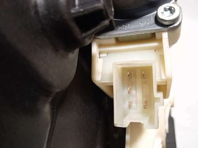 MERCEDES A2469065200 Motor del elevalunas de la puerta delantera derecha  en stock Terrassa