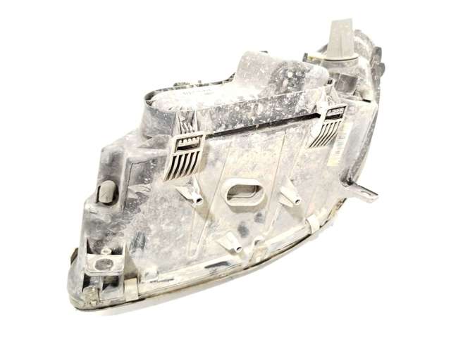 Luz derecha A6398200261 MERCEDES