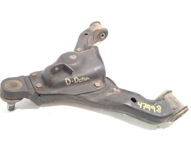 A9063304107 Brazo inferior derecho de la suspensión delantera  comprar en Pontevedra