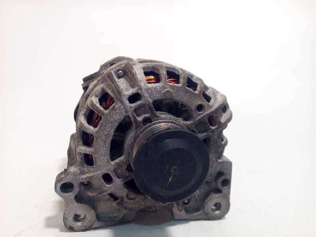 Alternador de coche F000BL0636 VAG
