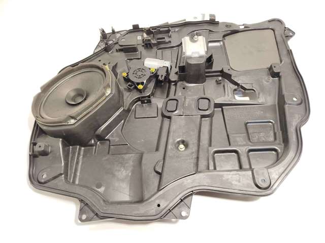 G22C5858X MAZDA Motor del elevalunas de la puerta delantera derecha  en stock Gandía