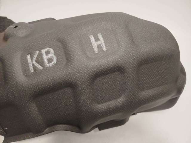 KB7W561H1A Mazda