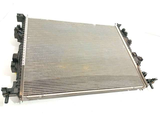 Radiador para Ford Kuga DFK