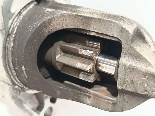 SUBARU M000T83981 Motor de arranque  disponible Lugo