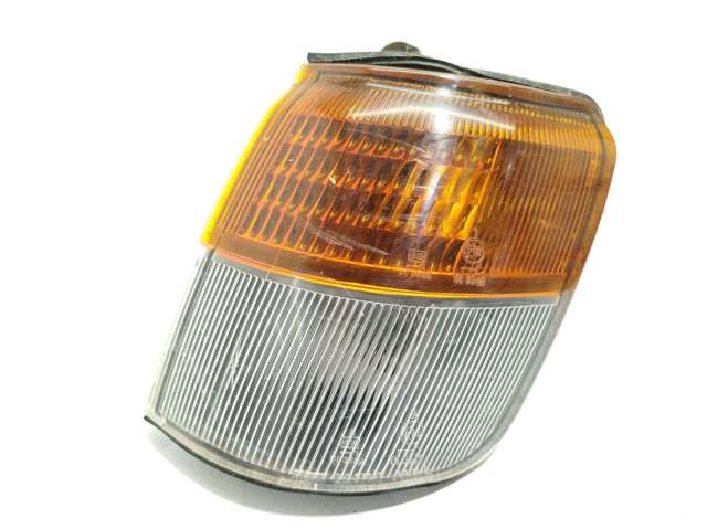 Piloto lateral (intermitente) izquierdo MR124957 MITSUBISHI