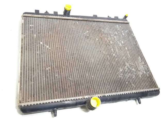 P9680533480 Radiador de refrigeración del motor  disponible Málaga