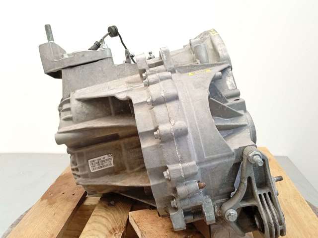 RM7G9R7002YF Ford