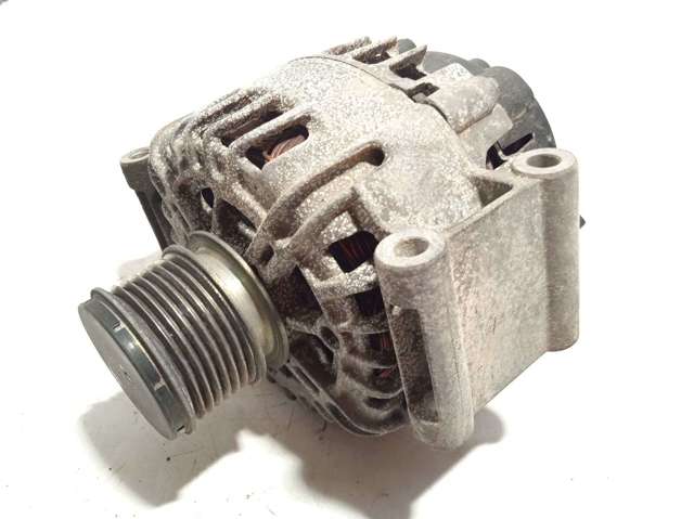 Alternador de coche TG12C026 MERCEDES