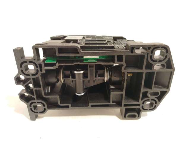 UCB500092 Land Rover