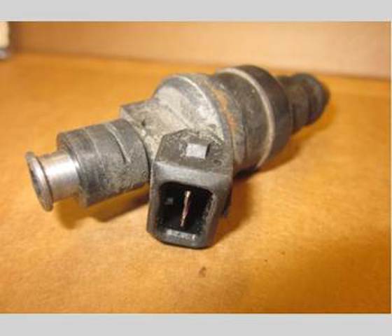 Inyector de combustible 06A906031 VAG