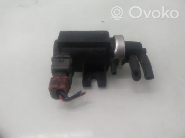 14956AW401 Nissan/Infiniti