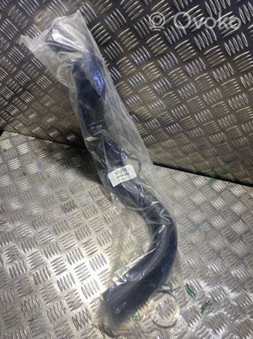 Tubo flexible de aire de sobrealimentación izquierdo 1505A568 Mitsubishi