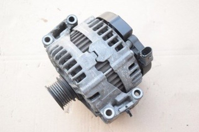 Alternador 1561540102 Mercedes