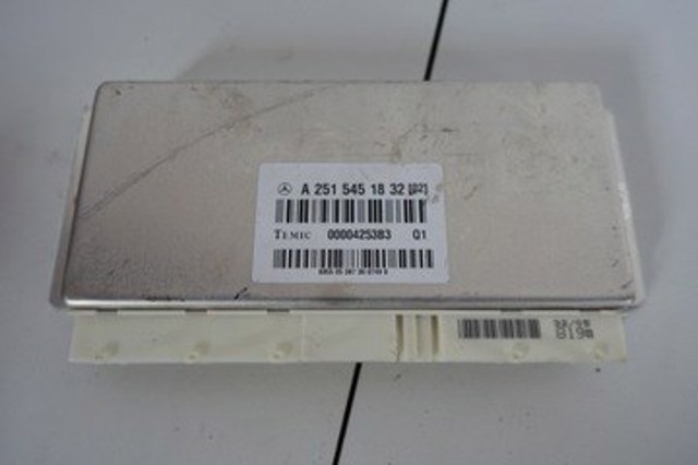 2515451832 Mercedes