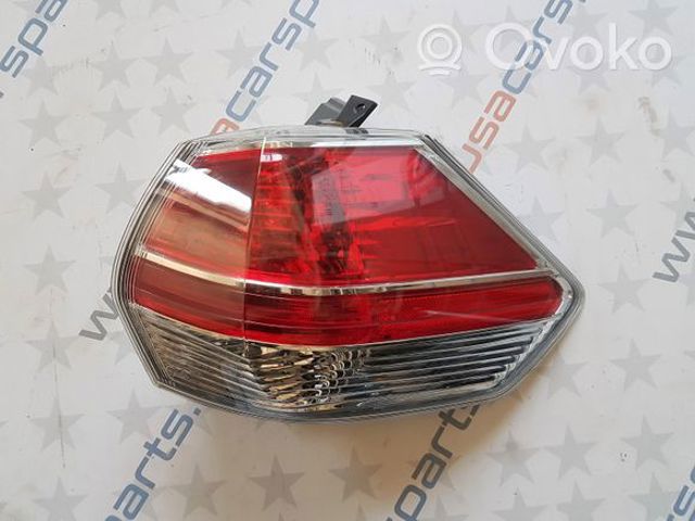 Piloto posterior exterior derecho 265504BA0A Nissan/Infiniti