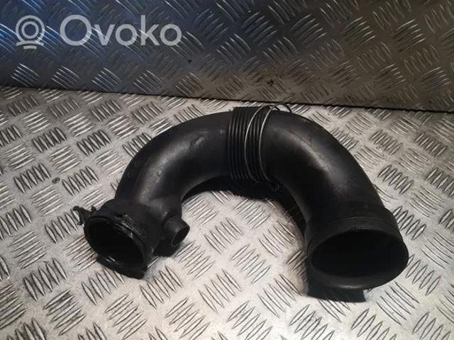Tubo flexible de aspiración, salida del filtro de aire 6130940008 Mercedes