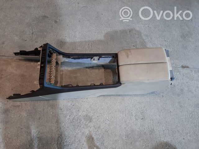 7P6864207B VAG