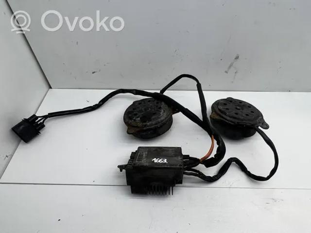 8E0959501R VAG