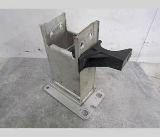 Soporte De Amplificador De Parachoques Delantero 8R0807133A VAG