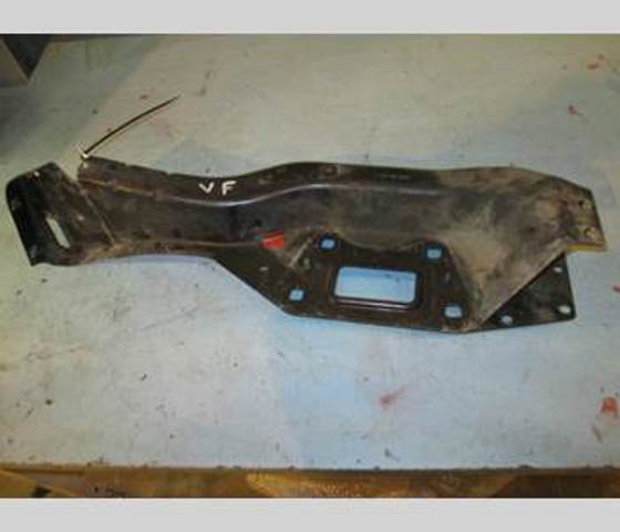 Soporte de radiador izquierdo (panel de montaje para foco) A1646200391 Mercedes