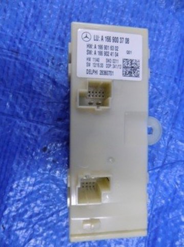 Unidad de control para abrir el maletero A1669003708 Mercedes