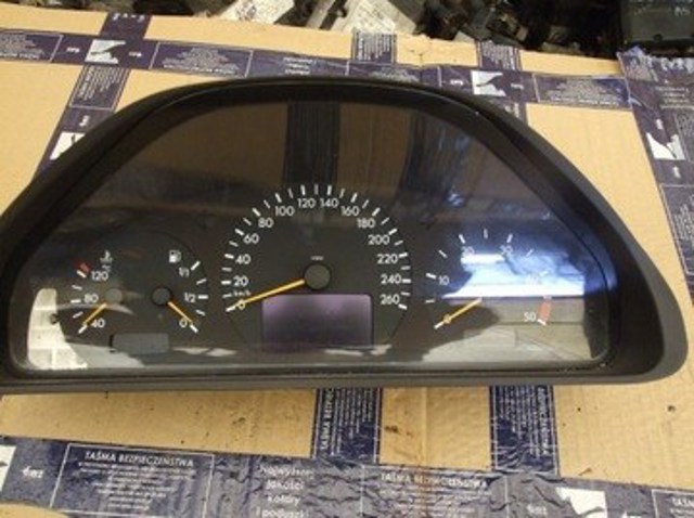 Panel frontal interior salpicadero A2105405248 Mercedes