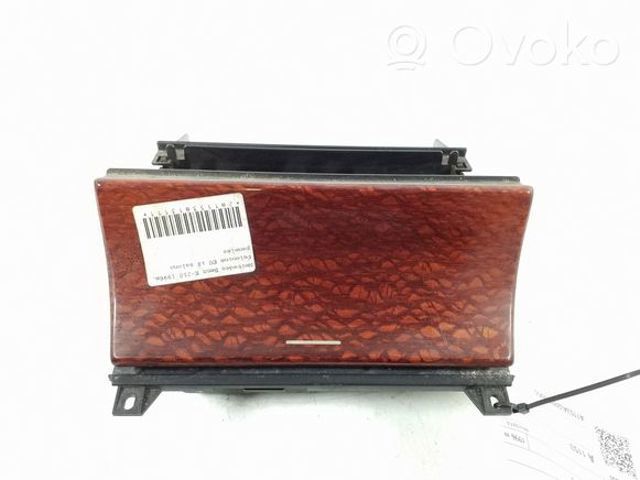 Cenicero de consola central A2108100830 Mercedes