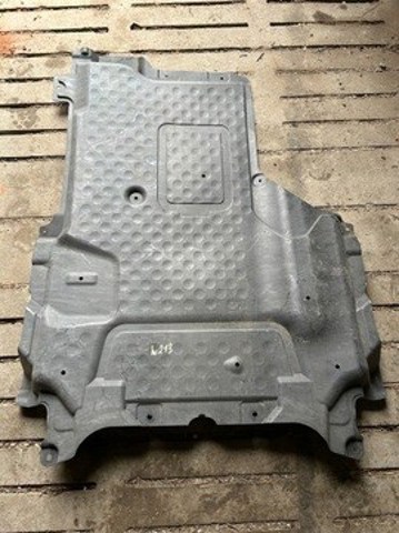 Protección motor trasera A2135201600 Mercedes