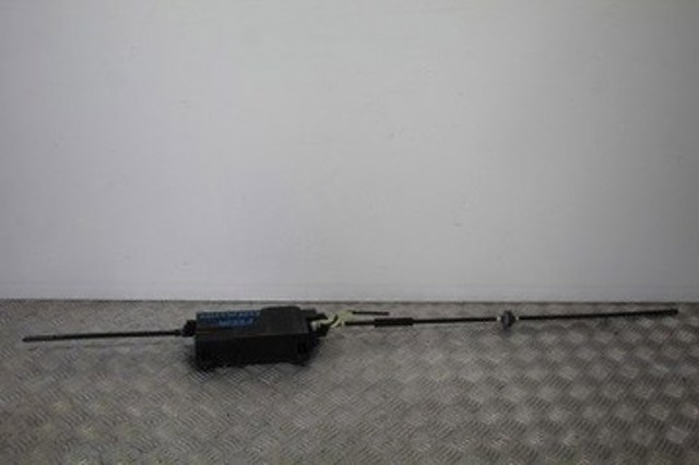 Motor de accionamiento del freno de mano A2214302949 Mercedes