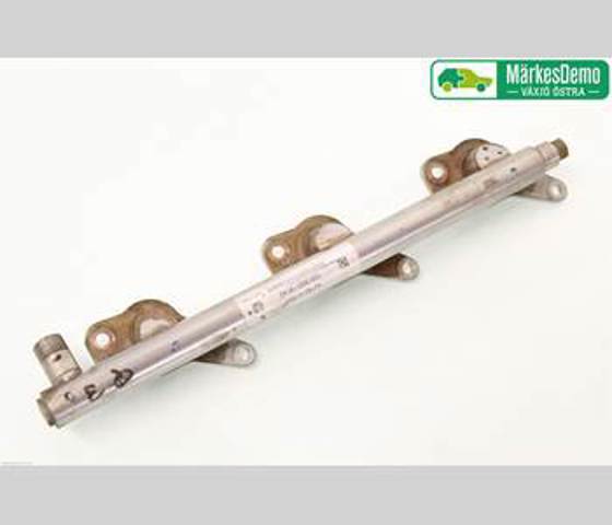 Rampa de inyectores derecha A2760703495 Mercedes